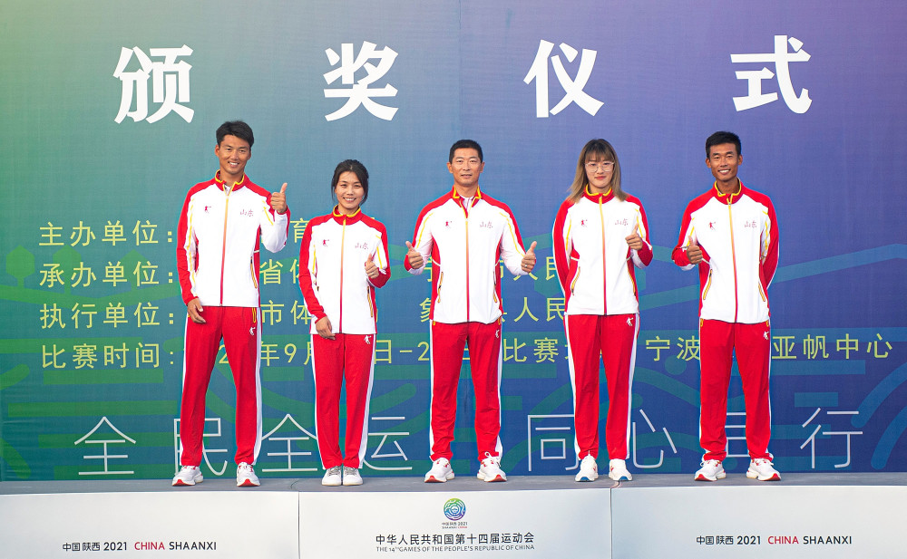 九游体育-西班牙帆船队千帆竞发，登上领奖台